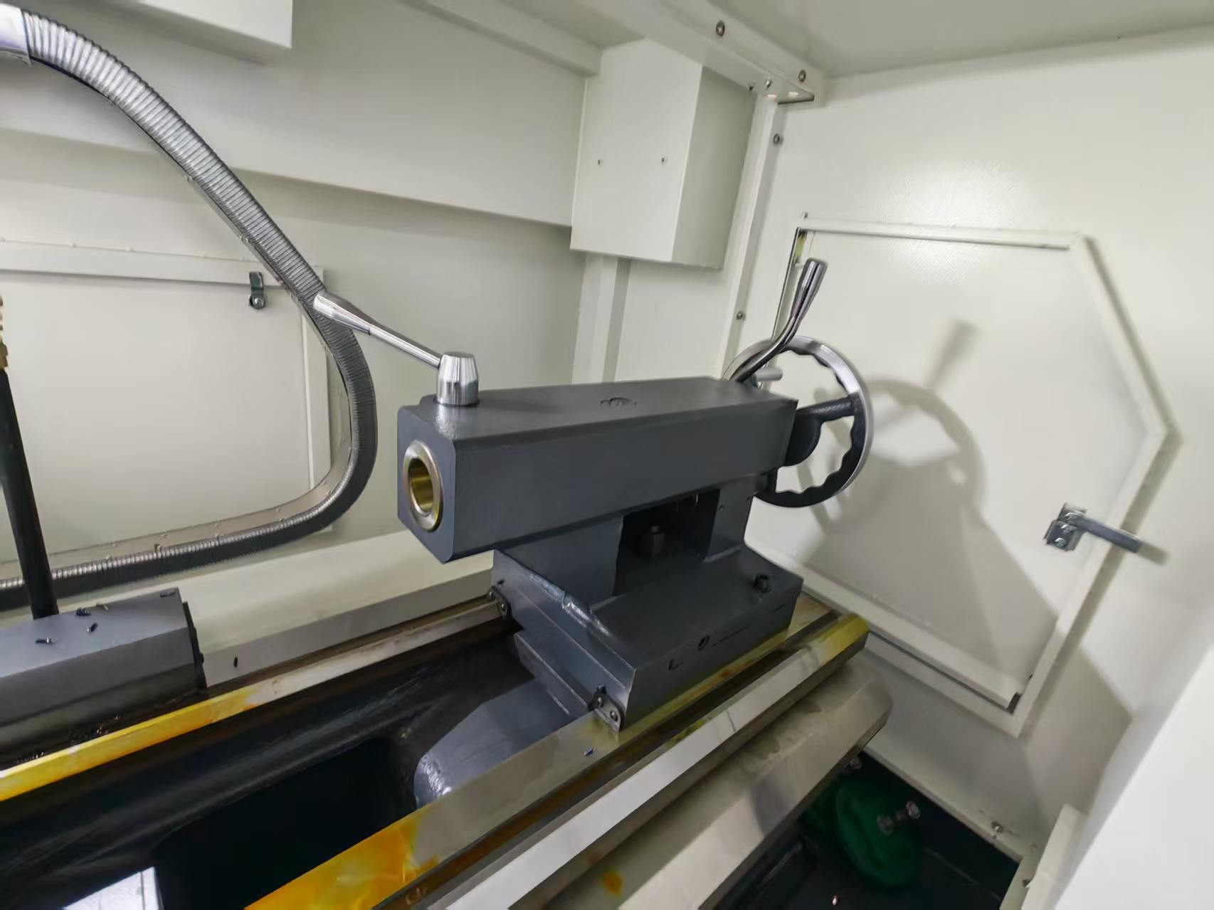 Tailstock inspection on the ALCK6150×1000
